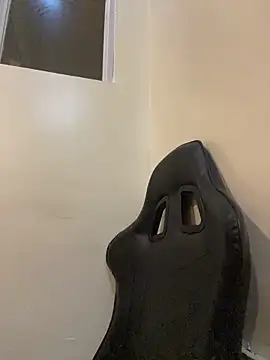 Chat XXX en directo de hugecock_cali