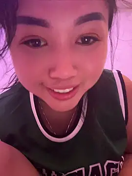 XXX chat uživo modela Bella_nasty69