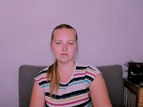 RoseTeacherX's Live XXX Chat