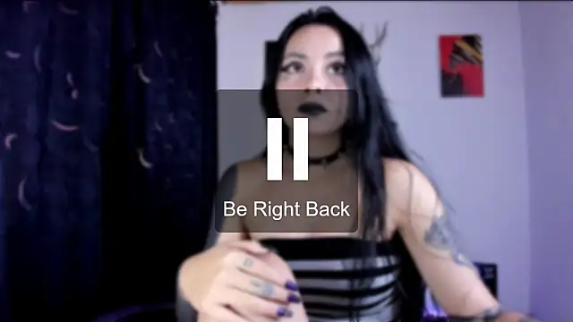 emilydolll666's Live XXX Chat