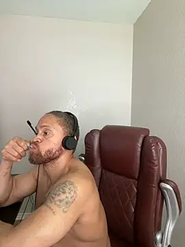XXX chat uživo modela Fathero1time