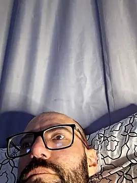 XXX chat uživo modela Robsonitj90