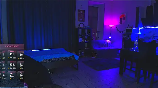 NicoleFancy 现场XXX聊天
