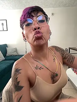 MiaMorgan_ – Live XXX-chat