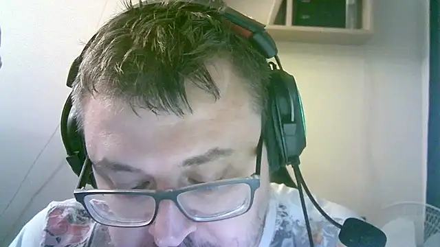 SirAbuser live XXX chat