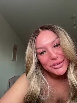 دردشة naughtychelseaxox الجنسية المباشرة