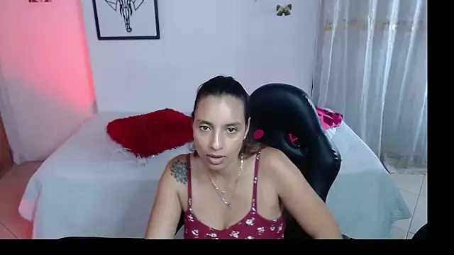 دردشة mykaelahoney الجنسية المباشرة