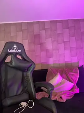Chat +18 de SaraDoll_ ao vivo