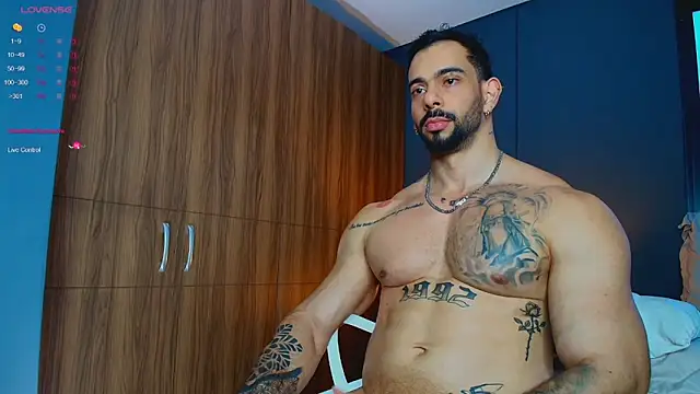 צ'אט XXX בשידור חי של massimo_visconti