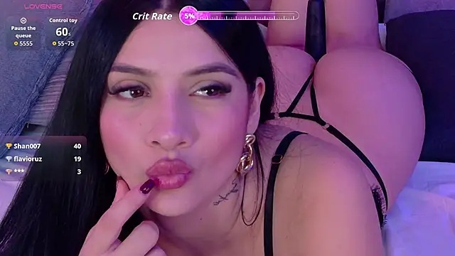 XXX chat uživo modela Harper-Avary