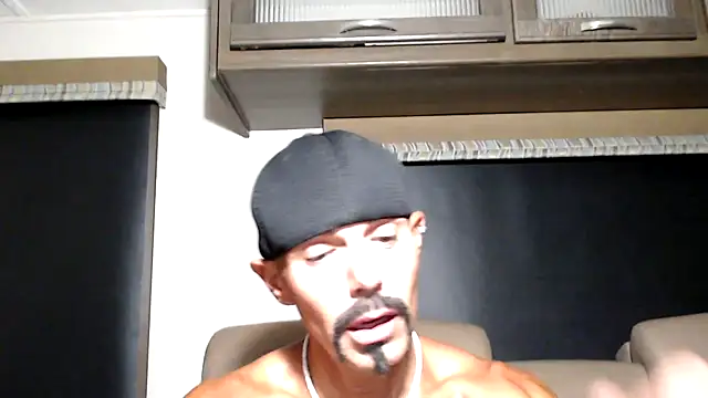 ThickD2C Live XXX-chat