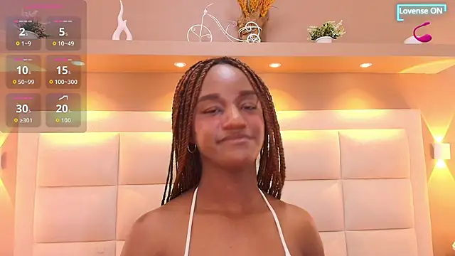 Chat XXX en directo de Chloebrunnie