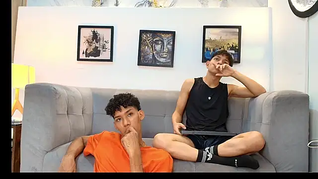 دردشة RED_BOYS_XXX الجنسية المباشرة
