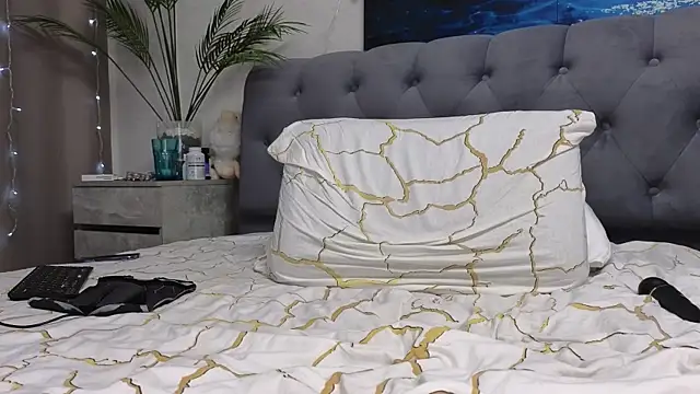 Strip-Lady Live XXX-Chat