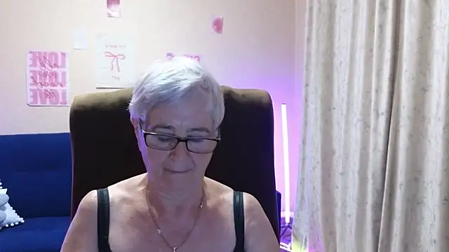 Sandra_Snowflake: онлайн-секс-чат