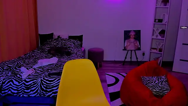 VibeRoxy's Live XXX Chat