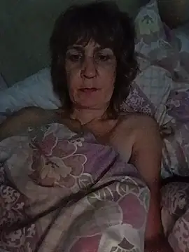 Laura_Kiss Adlı Modelin Canlı XXX Sohbeti