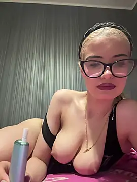 SirenLisa69 লাইভ XXX চ্যাট