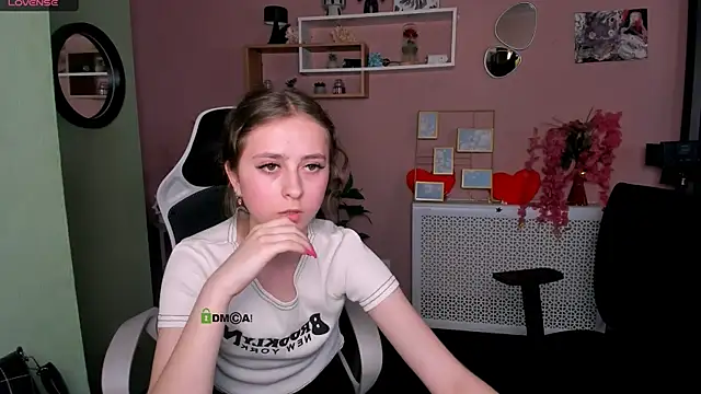rebecca_smile Chat XXX live