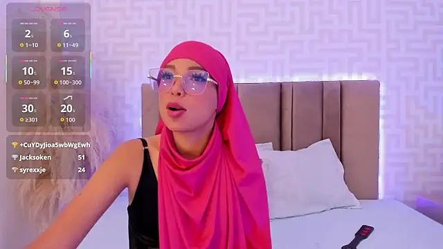 naishaa_ Adlı Modelin Canlı XXX Sohbeti
