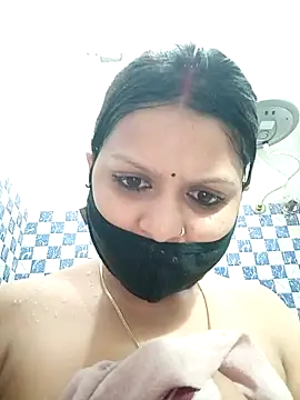 Chatroom XXX en direct de ZOYA-STRIP