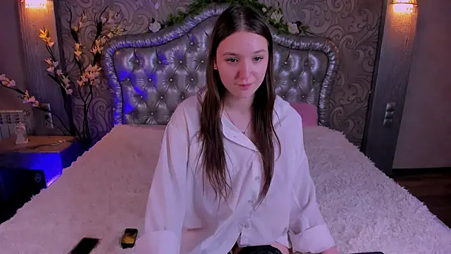 Raven_Crowe Adlı Modelin Canlı XXX Sohbeti