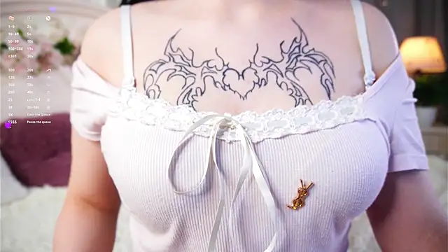 Chat XXX ao vivo de MelaineCore