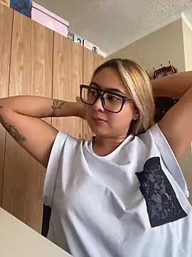 Miabonnett_'s Live XXX Chat