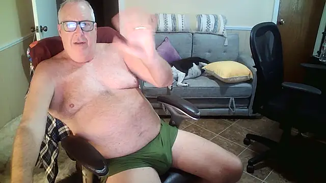 Chatroom XXX en direct de superbearboss
