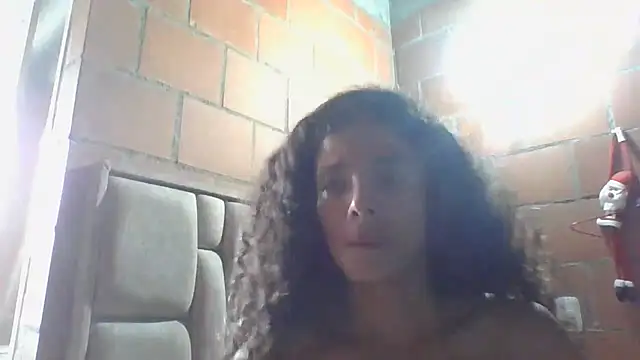 XXX chat uživo modela Nadia_Monroe
