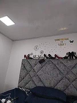Shantey_Laurent's Live XXX Chat