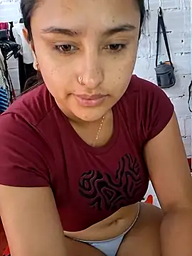 Chatroom XXX en direct de sariitha_sw