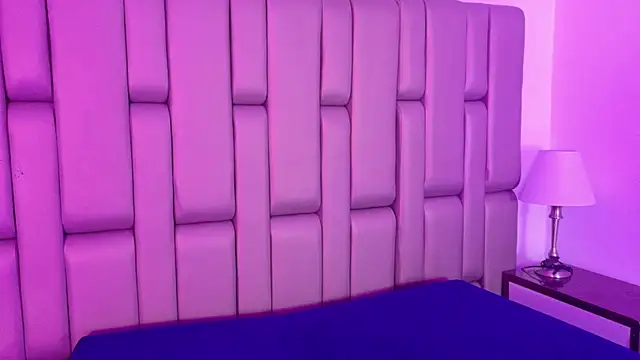 ParanoidTemptaion_'s Live XXX Chat