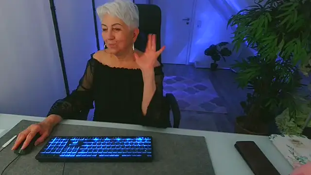 Živý XXX chat LovelyHelena