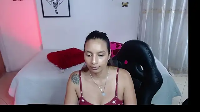 Chatroom XXX en direct de mykaelahoney