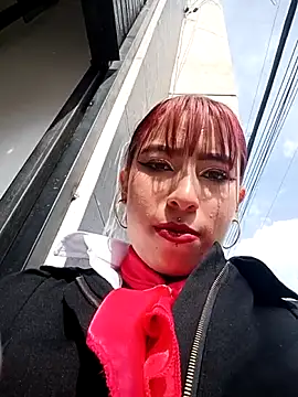 JULIETH__05 Adlı Modelin Canlı XXX Sohbeti