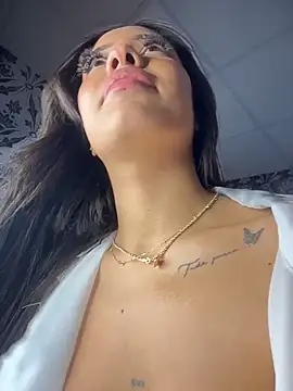 MystiqueXXX Live XXX-Chat