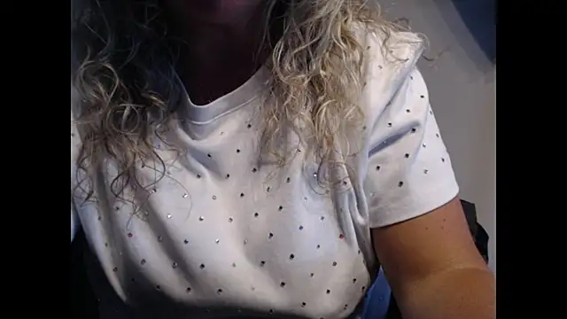 Czat XXX na żywo – JenniLowen