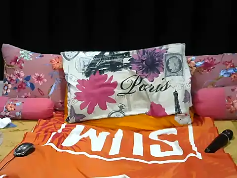 Pearl_00's Live XXX Chat