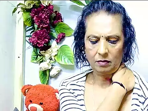 Chat XXX en directo de Hot_queen58