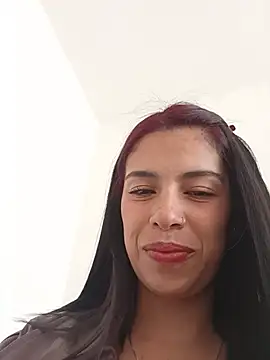 Nathaly_12's Live XXX Chat