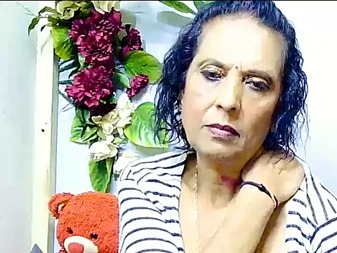 Hot_queen58's Live XXX Chat