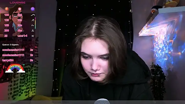 Dilara_xBaby élő XXX-chatje