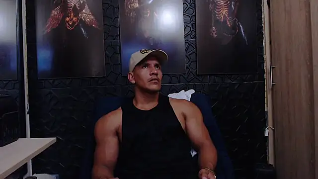 viktor_herrera's Live XXX Chat