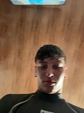 ARON_LUXX Live XXX-chat