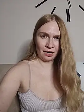 KisaVixen's Live XXX Chat