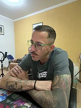 MeladoDiMel – Naživo XXX chat