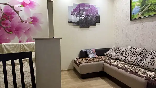 XXX chat uživo modela MaeRaads