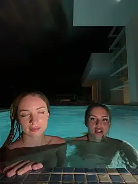 EvieEvans Chat XXX in diretta