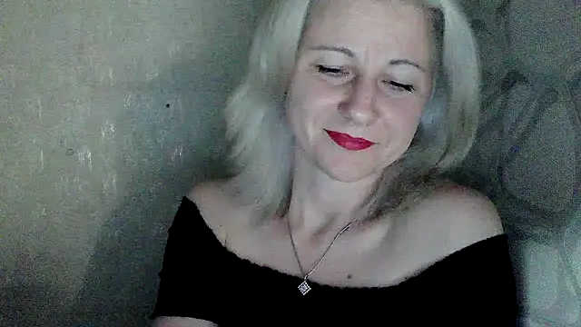Chatroom XXX en direct de Katerina-Kissa